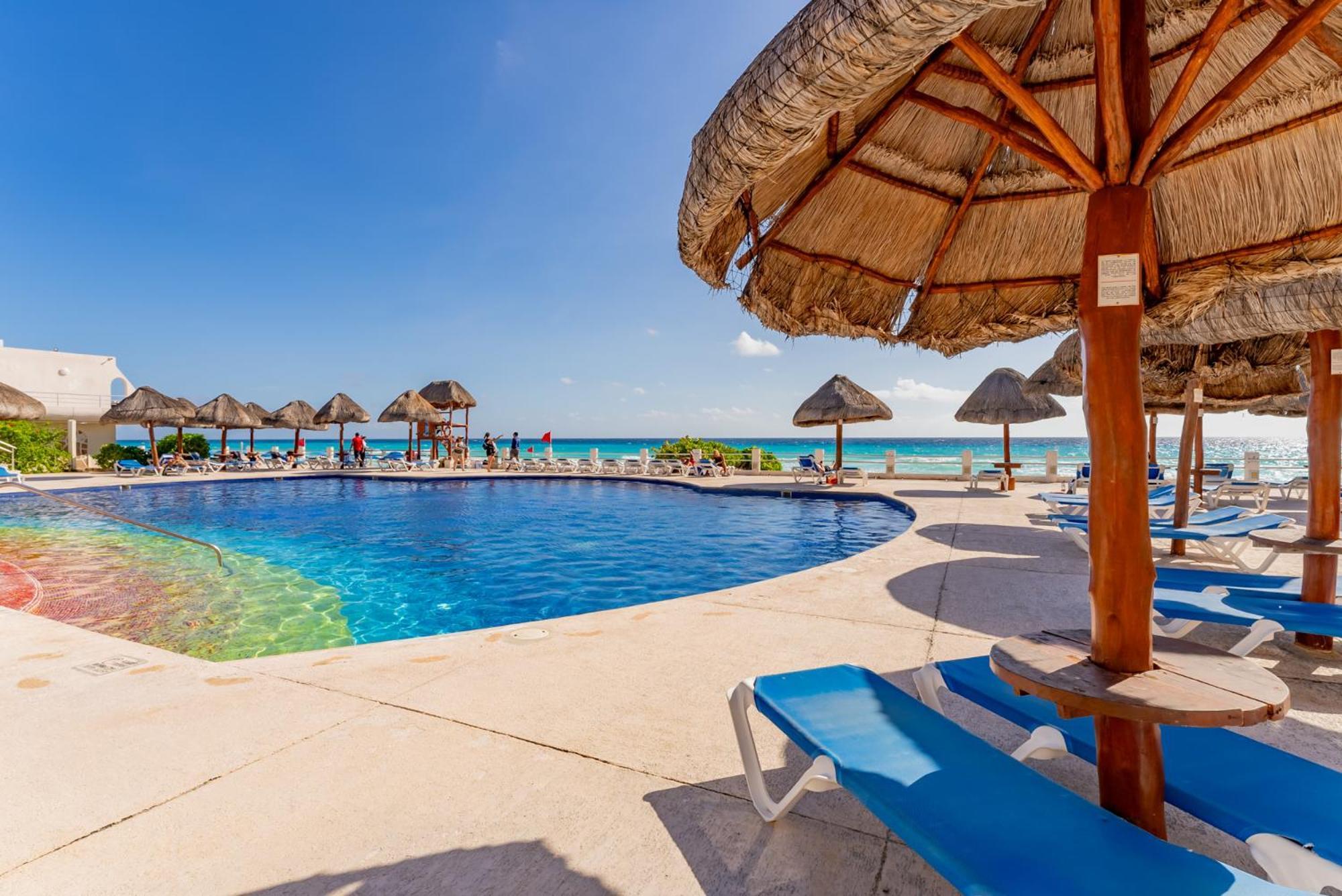 Sparkling Ocean View In Cancún Exterior foto